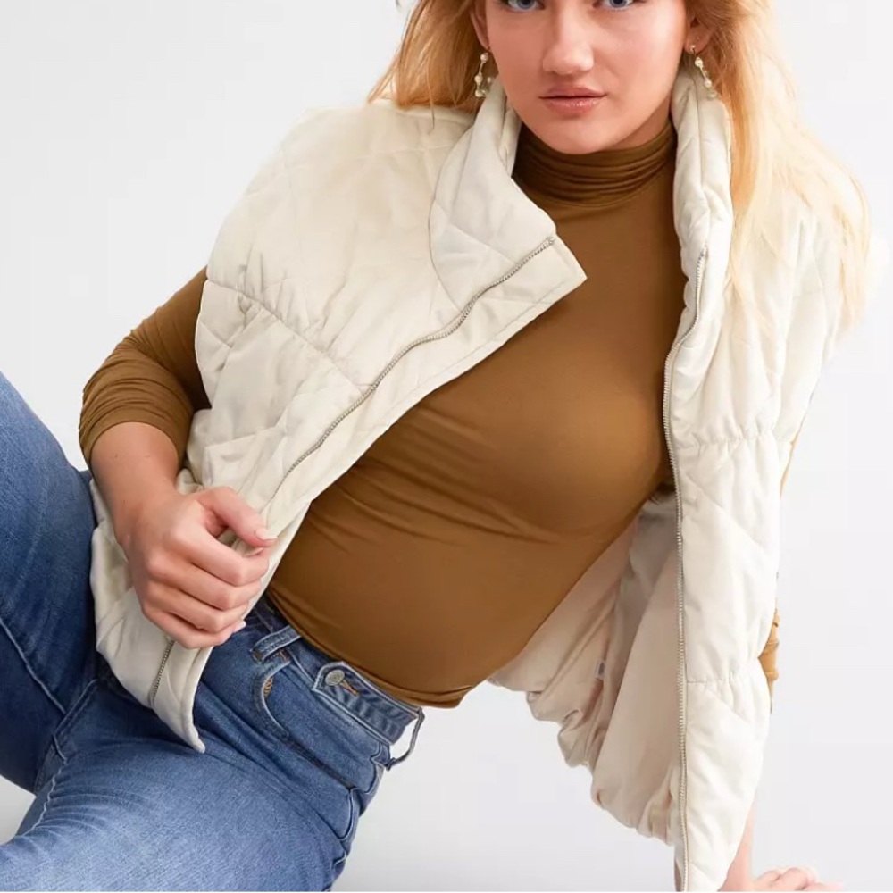 Ci Sono Cream Quilted Vest